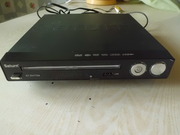 DVD плеер Saturn ST -DV7704